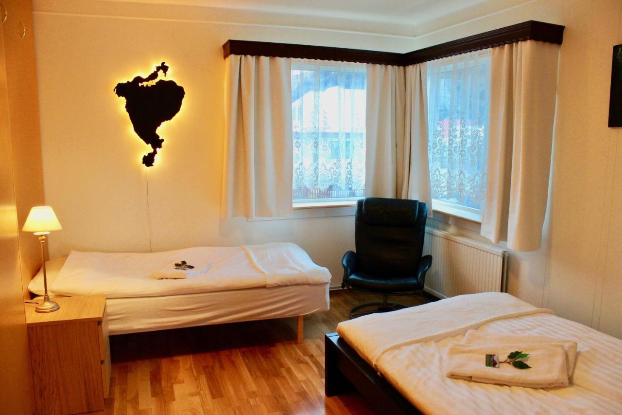Guesthouse Arny Vestmannaeyjar Exterior foto